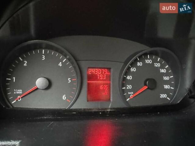 Белый Фольксваген Крафтер, объемом двигателя 2 л и пробегом 243 тыс. км за 21499 $, фото 26 на Automoto.ua