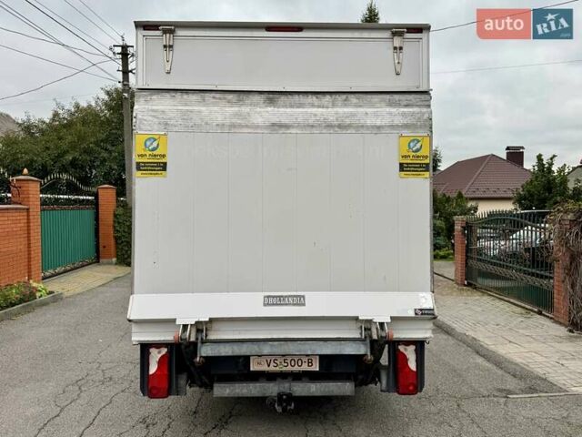 Белый Фольксваген Крафтер, объемом двигателя 2 л и пробегом 243 тыс. км за 21499 $, фото 5 на Automoto.ua