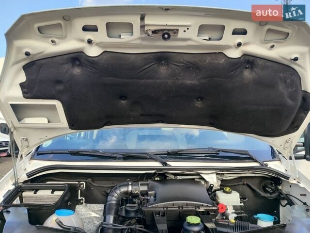 Белый Фольксваген Крафтер, объемом двигателя 2 л и пробегом 295 тыс. км за 19800 $, фото 33 на Automoto.ua