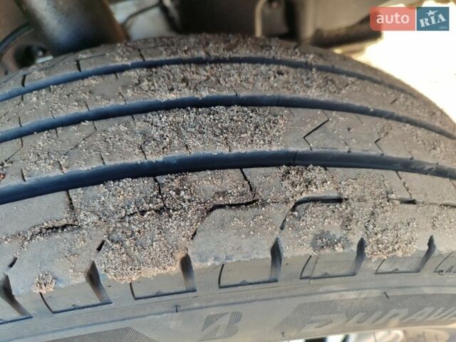 Белый Фольксваген Крафтер, объемом двигателя 2 л и пробегом 295 тыс. км за 19800 $, фото 15 на Automoto.ua