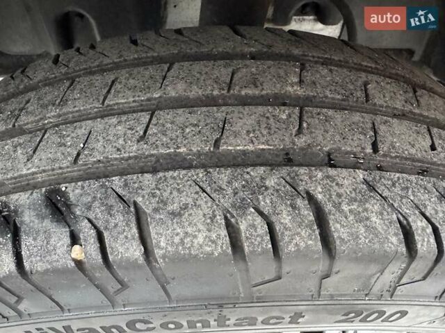 Белый Фольксваген Крафтер, объемом двигателя 2 л и пробегом 243 тыс. км за 21499 $, фото 20 на Automoto.ua