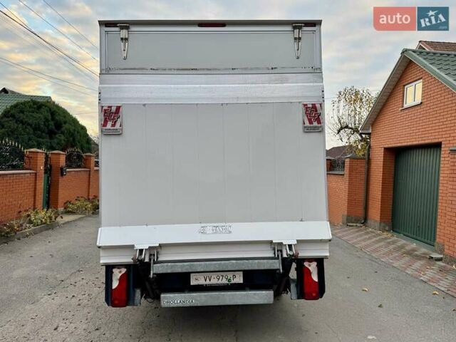 Белый Фольксваген Крафтер, объемом двигателя 2 л и пробегом 270 тыс. км за 22699 $, фото 5 на Automoto.ua