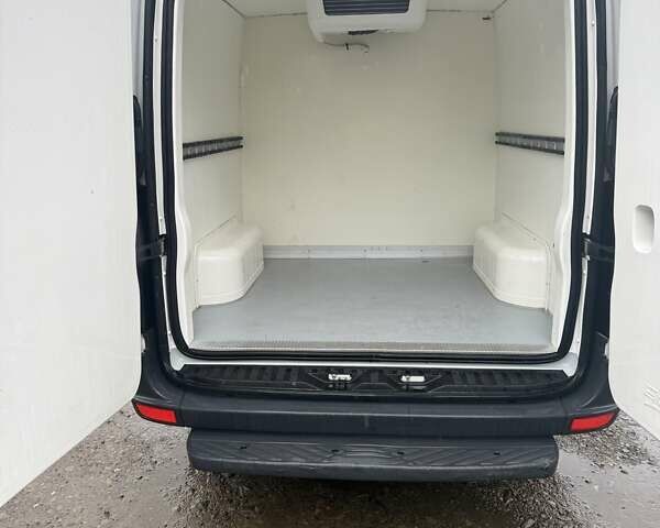 Белый Фольксваген Крафтер, объемом двигателя 1.97 л и пробегом 178 тыс. км за 15500 $, фото 14 на Automoto.ua