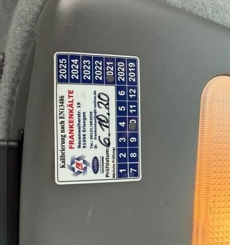 Белый Фольксваген Крафтер, объемом двигателя 1.97 л и пробегом 360 тыс. км за 20000 $, фото 6 на Automoto.ua