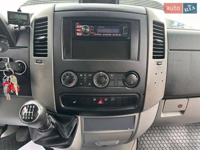 Белый Фольксваген Крафтер, объемом двигателя 2 л и пробегом 186 тыс. км за 24800 $, фото 33 на Automoto.ua