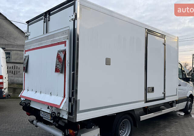 Белый Фольксваген Крафтер, объемом двигателя 2 л и пробегом 330 тыс. км за 22250 $, фото 3 на Automoto.ua