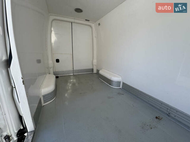 Белый Фольксваген Крафтер, объемом двигателя 2 л и пробегом 215 тыс. км за 16850 $, фото 50 на Automoto.ua