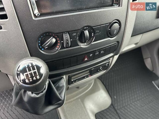 Белый Фольксваген Крафтер, объемом двигателя 0 л и пробегом 130 тыс. км за 25999 $, фото 21 на Automoto.ua