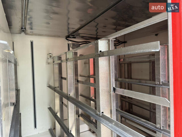 Білий Фольксваген Крафтєр, об'ємом двигуна 2 л та пробігом 338 тис. км за 13200 $, фото 17 на Automoto.ua