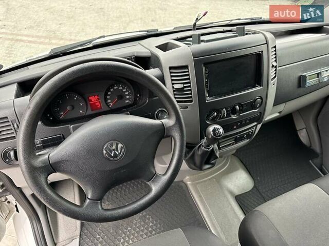 Белый Фольксваген Крафтер, объемом двигателя 0 л и пробегом 130 тыс. км за 25999 $, фото 20 на Automoto.ua