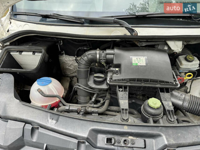 Білий Фольксваген Крафтєр, об'ємом двигуна 2 л та пробігом 338 тис. км за 13200 $, фото 45 на Automoto.ua