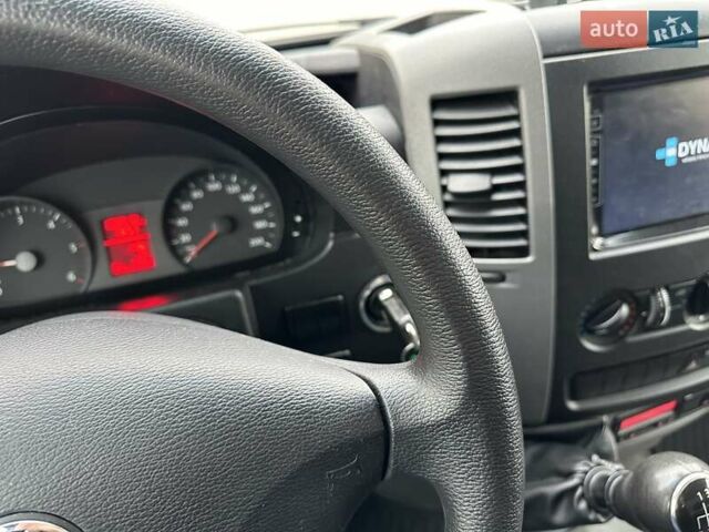 Белый Фольксваген Крафтер, объемом двигателя 0 л и пробегом 130 тыс. км за 25999 $, фото 22 на Automoto.ua