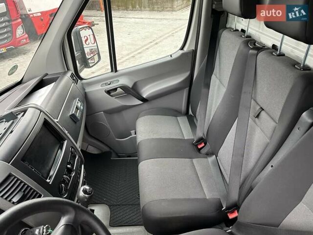 Белый Фольксваген Крафтер, объемом двигателя 0 л и пробегом 130 тыс. км за 25999 $, фото 18 на Automoto.ua