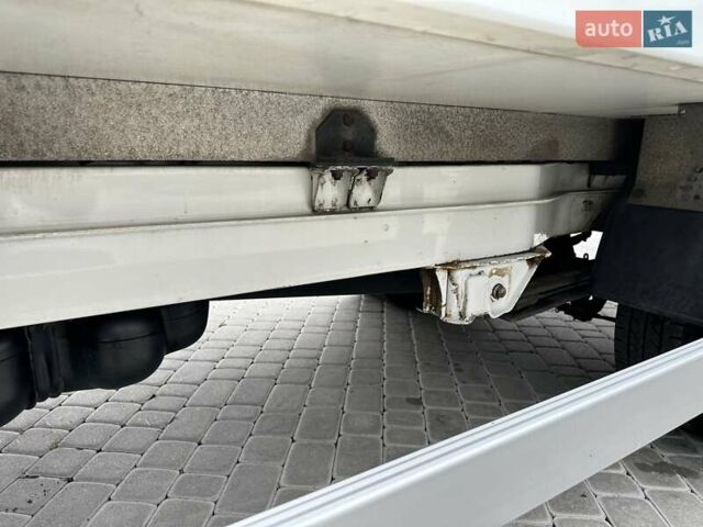 Белый Фольксваген Крафтер, объемом двигателя 0 л и пробегом 130 тыс. км за 25999 $, фото 7 на Automoto.ua