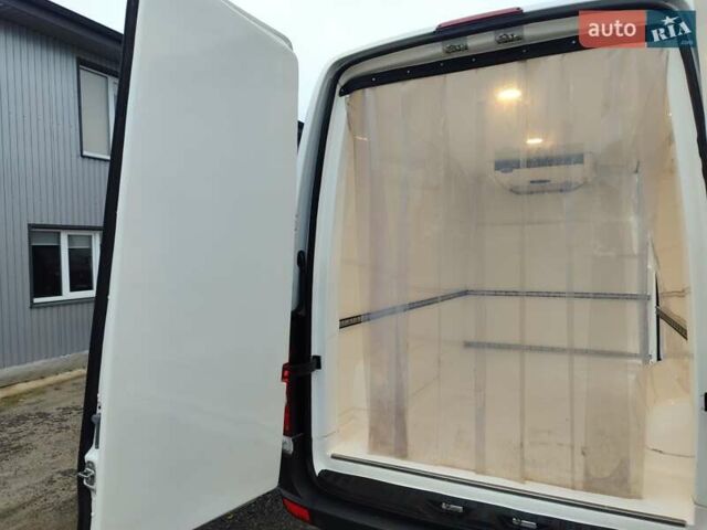 Білий Фольксваген Крафтєр, об'ємом двигуна 2 л та пробігом 152 тис. км за 19500 $, фото 26 на Automoto.ua