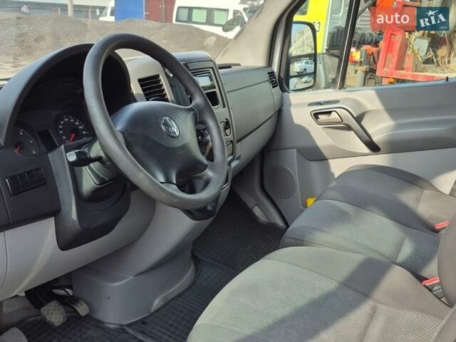 Белый Фольксваген Крафтер, объемом двигателя 1.97 л и пробегом 387 тыс. км за 12400 $, фото 49 на Automoto.ua