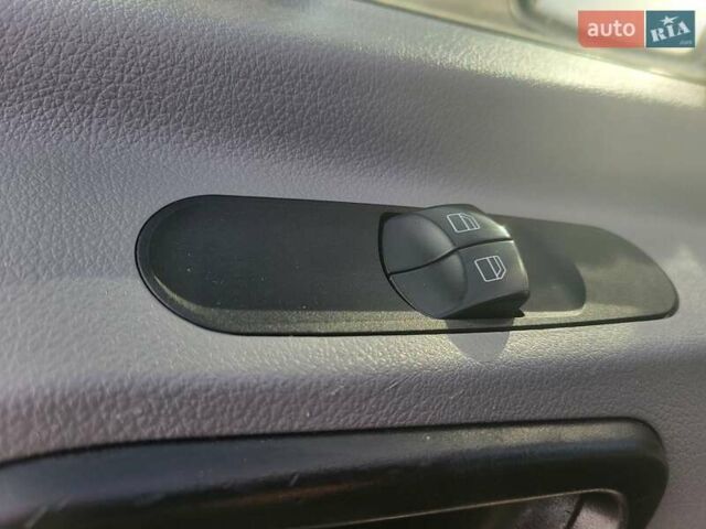 Белый Фольксваген Крафтер, объемом двигателя 2 л и пробегом 280 тыс. км за 17900 $, фото 25 на Automoto.ua