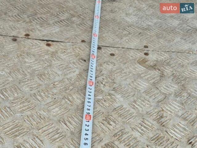 Белый Фольксваген Крафтер, объемом двигателя 1.97 л и пробегом 387 тыс. км за 12400 $, фото 77 на Automoto.ua