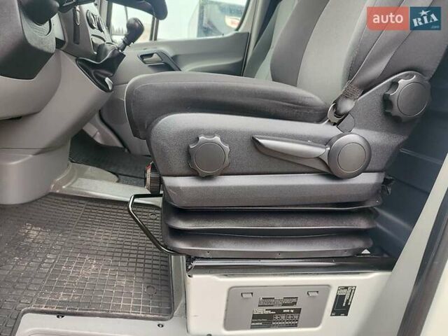 Білий Фольксваген Крафтєр, об'ємом двигуна 2 л та пробігом 152 тис. км за 19500 $, фото 14 на Automoto.ua