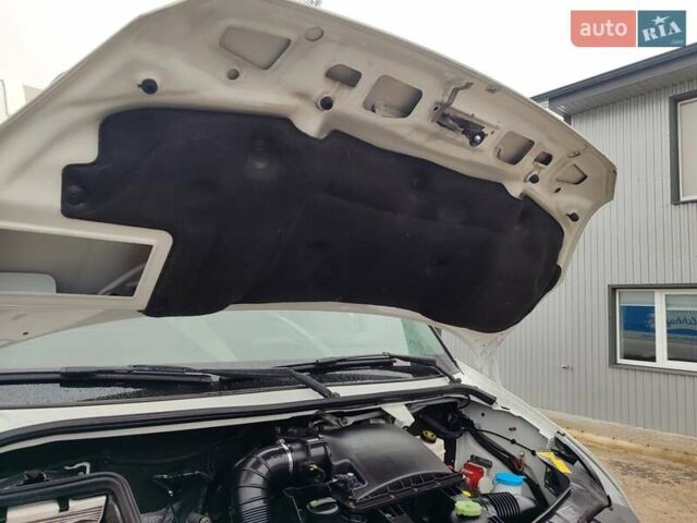 Білий Фольксваген Крафтєр, об'ємом двигуна 2 л та пробігом 152 тис. км за 19500 $, фото 20 на Automoto.ua