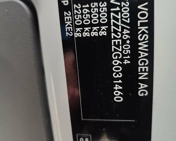 Білий Фольксваген Крафтєр, об'ємом двигуна 2 л та пробігом 152 тис. км за 19500 $, фото 18 на Automoto.ua