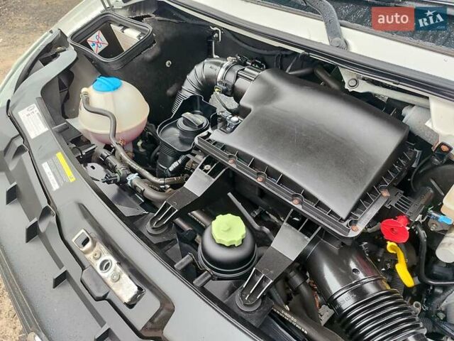 Білий Фольксваген Крафтєр, об'ємом двигуна 2 л та пробігом 152 тис. км за 19500 $, фото 23 на Automoto.ua