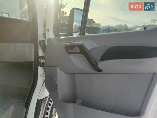 Белый Фольксваген Крафтер, объемом двигателя 2 л и пробегом 320 тыс. км за 24900 $, фото 23 на Automoto.ua