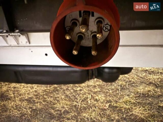 Белый Фольксваген Крафтер, объемом двигателя 2 л и пробегом 235 тыс. км за 26800 $, фото 17 на Automoto.ua