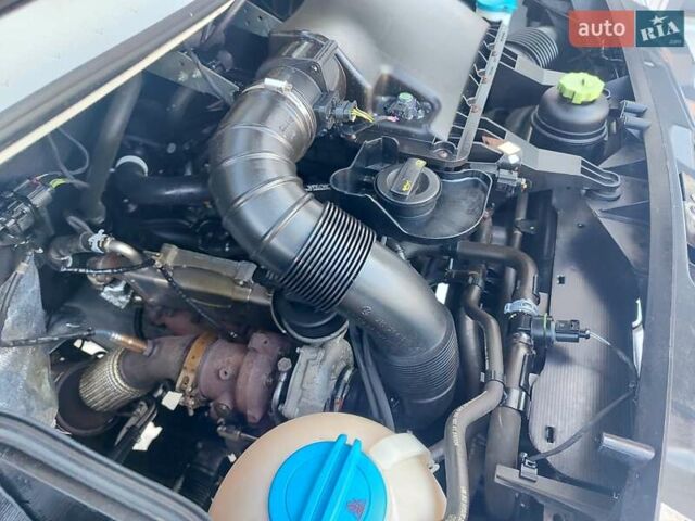 Белый Фольксваген Крафтер, объемом двигателя 2 л и пробегом 300 тыс. км за 24900 $, фото 28 на Automoto.ua