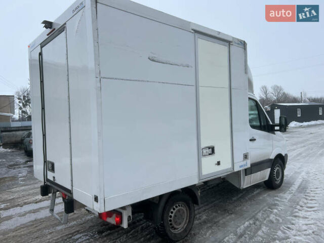 Білий Фольксваген Крафтєр, об'ємом двигуна 2 л та пробігом 296 тис. км за 17499 $, фото 3 на Automoto.ua