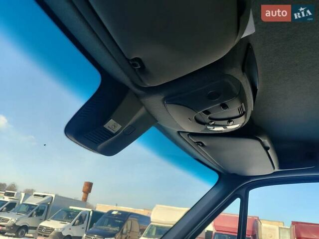 Белый Фольксваген Крафтер, объемом двигателя 2 л и пробегом 300 тыс. км за 24900 $, фото 19 на Automoto.ua