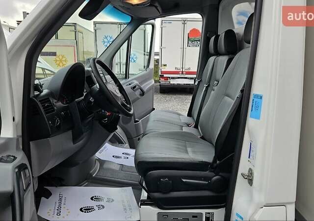 Белый Фольксваген Крафтер, объемом двигателя 2 л и пробегом 200 тыс. км за 25800 $, фото 34 на Automoto.ua