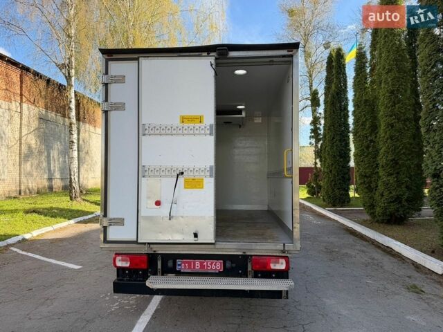 Білий Фольксваген Крафтєр, об'ємом двигуна 2 л та пробігом 245 тис. км за 22900 $, фото 18 на Automoto.ua