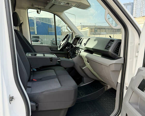 Білий Фольксваген Крафтєр, об'ємом двигуна 2 л та пробігом 341 тис. км за 26800 $, фото 22 на Automoto.ua