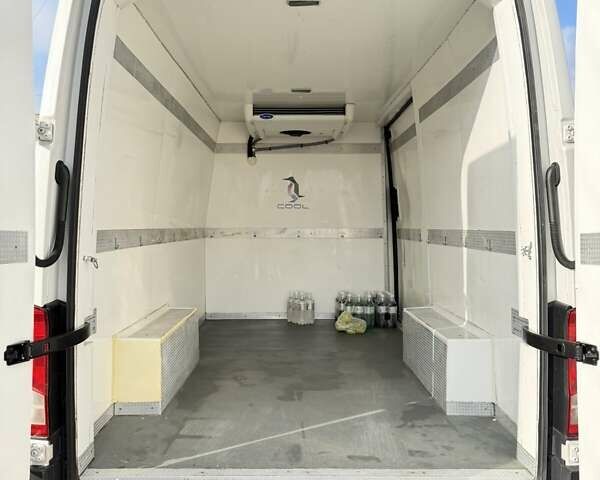 Білий Фольксваген Крафтєр, об'ємом двигуна 2 л та пробігом 341 тис. км за 26800 $, фото 10 на Automoto.ua