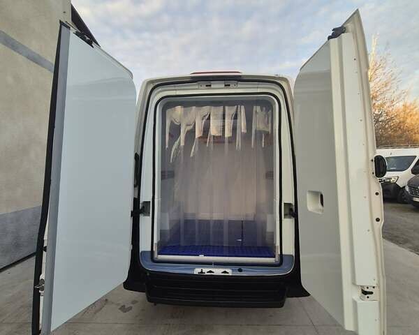 Білий Фольксваген Крафтєр, об'ємом двигуна 2 л та пробігом 212 тис. км за 23500 $, фото 22 на Automoto.ua