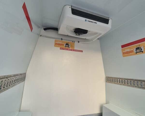 Білий Фольксваген Крафтєр, об'ємом двигуна 2 л та пробігом 212 тис. км за 23500 $, фото 23 на Automoto.ua