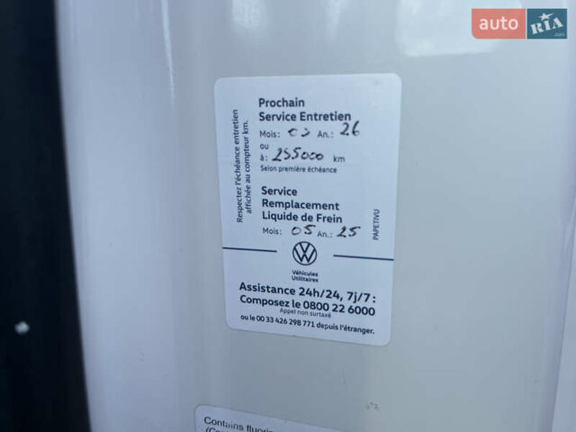 Белый Фольксваген Крафтер, объемом двигателя 2 л и пробегом 231 тыс. км за 32600 $, фото 25 на Automoto.ua