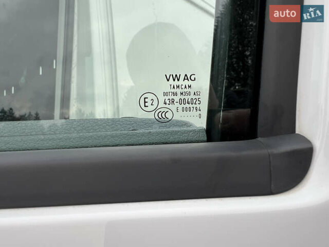 Белый Фольксваген Крафтер, объемом двигателя 2 л и пробегом 299 тыс. км за 27999 $, фото 35 на Automoto.ua
