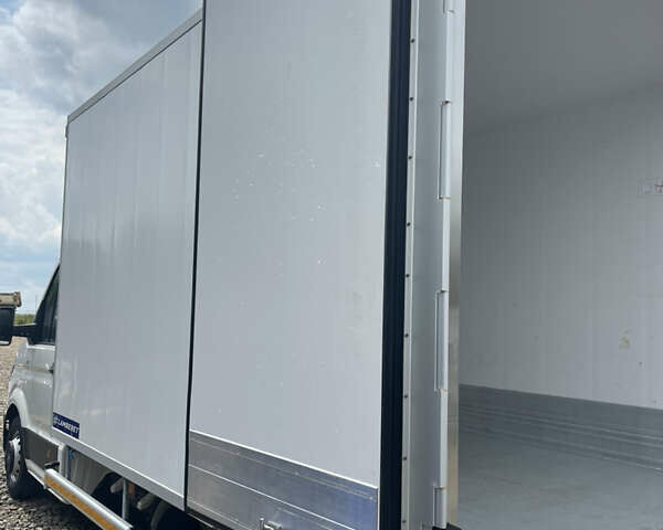 Белый Фольксваген Крафтер, объемом двигателя 2 л и пробегом 231 тыс. км за 32600 $, фото 47 на Automoto.ua