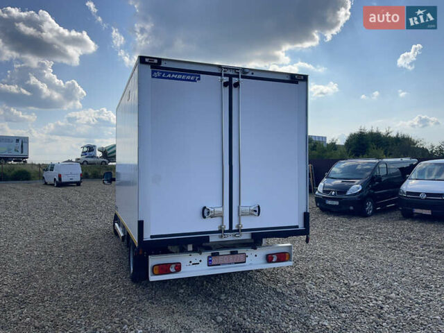 Белый Фольксваген Крафтер, объемом двигателя 2 л и пробегом 231 тыс. км за 32600 $, фото 5 на Automoto.ua