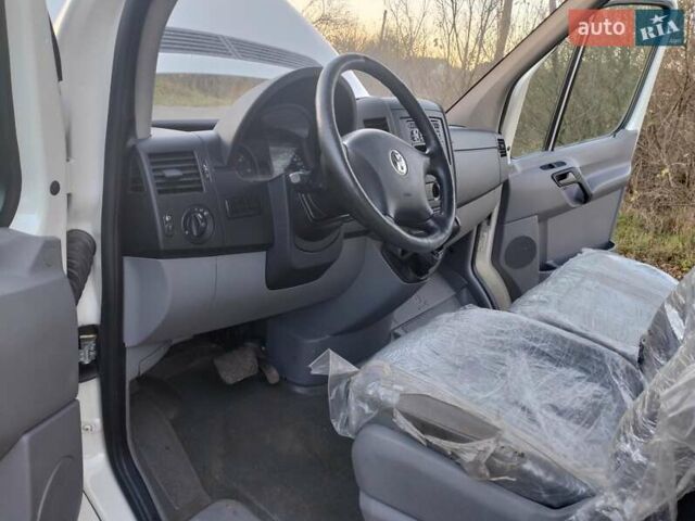 Белый Фольксваген Крафтер, объемом двигателя 2.46 л и пробегом 239 тыс. км за 13990 $, фото 16 на Automoto.ua