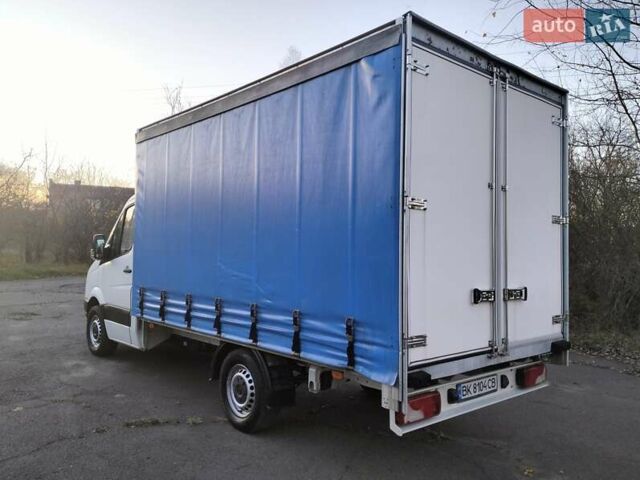 Белый Фольксваген Крафтер, объемом двигателя 2.46 л и пробегом 239 тыс. км за 13990 $, фото 6 на Automoto.ua