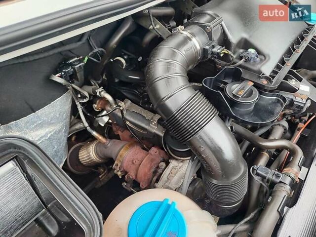 Белый Фольксваген Крафтер, объемом двигателя 2 л и пробегом 360 тыс. км за 19800 $, фото 23 на Automoto.ua