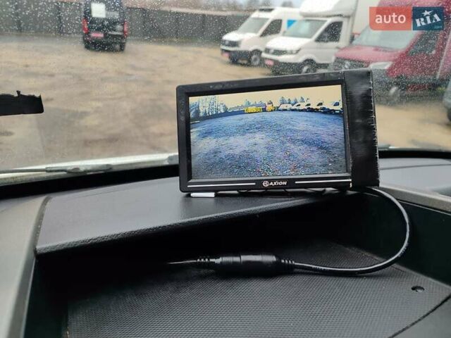 Белый Фольксваген Крафтер, объемом двигателя 2 л и пробегом 360 тыс. км за 19800 $, фото 19 на Automoto.ua