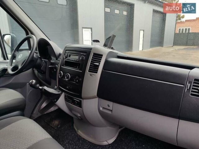 Белый Фольксваген Крафтер, объемом двигателя 2 л и пробегом 360 тыс. км за 19800 $, фото 13 на Automoto.ua