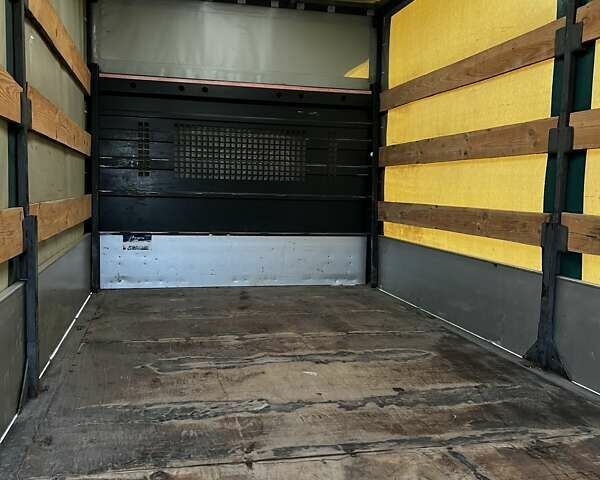 Білий Фольксваген Крафтєр, об'ємом двигуна 1.97 л та пробігом 360 тис. км за 13700 $, фото 5 на Automoto.ua