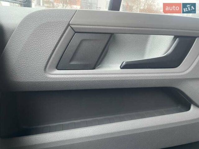 Белый Фольксваген Крафтер, объемом двигателя 2 л и пробегом 527 тыс. км за 22002 $, фото 12 на Automoto.ua