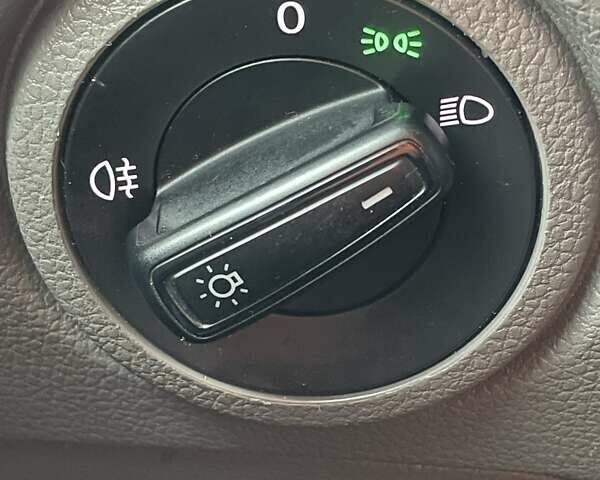 Белый Фольксваген Крафтер, объемом двигателя 2 л и пробегом 527 тыс. км за 22002 $, фото 11 на Automoto.ua