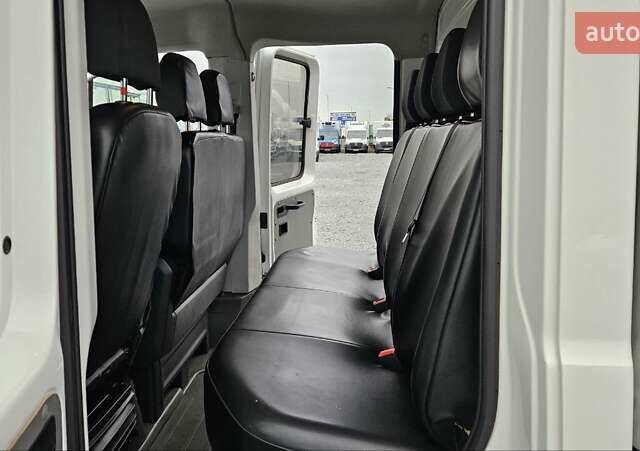 Белый Фольксваген Крафтер, объемом двигателя 2 л и пробегом 200 тыс. км за 26800 $, фото 24 на Automoto.ua